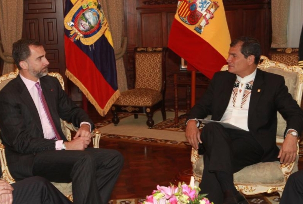 Su Alteza Real el Príncipe de Asturias durante la reunión mantenida en el Palacio Presidencial con el Presidente de la República de Ecuador, Rafael Co